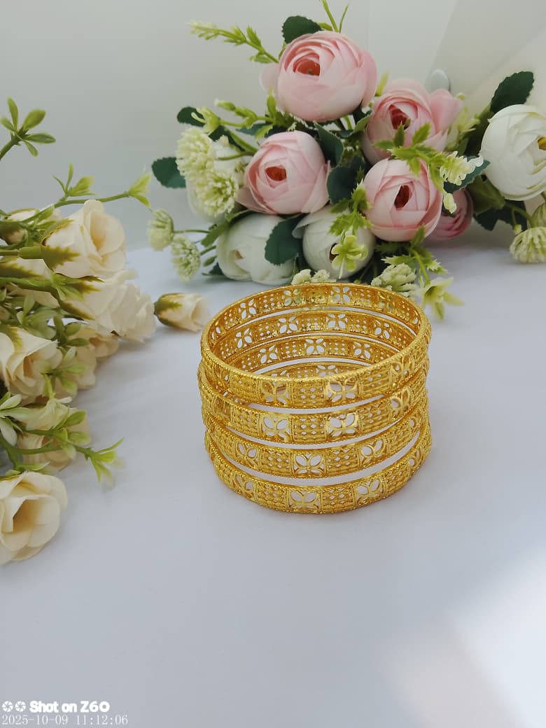 Topmixo Luxury Radiance Hand Bracelet  011