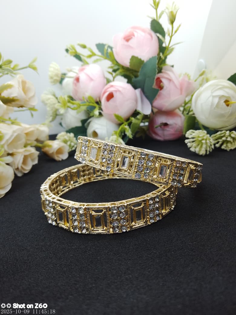 Topmixo new collection Women’s premium Hand Bracelet